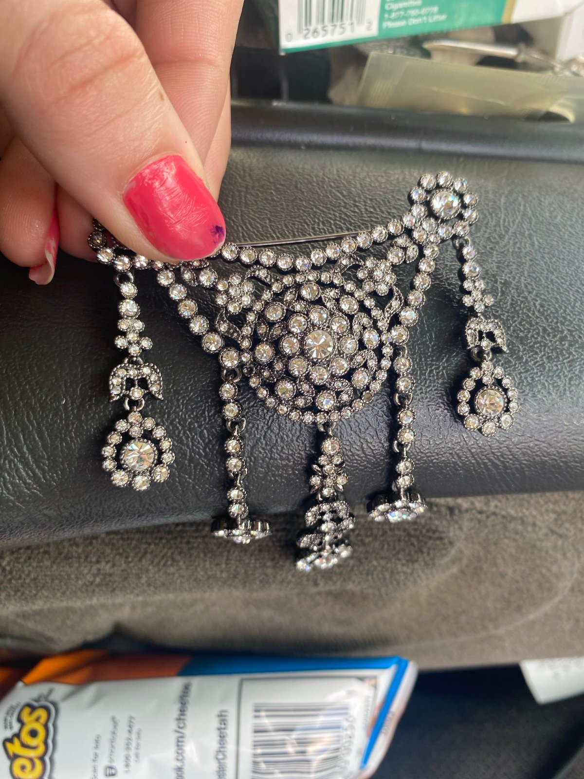 Vitage joan rivers pin