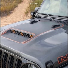Jeep Gladiator Mojave hood decal