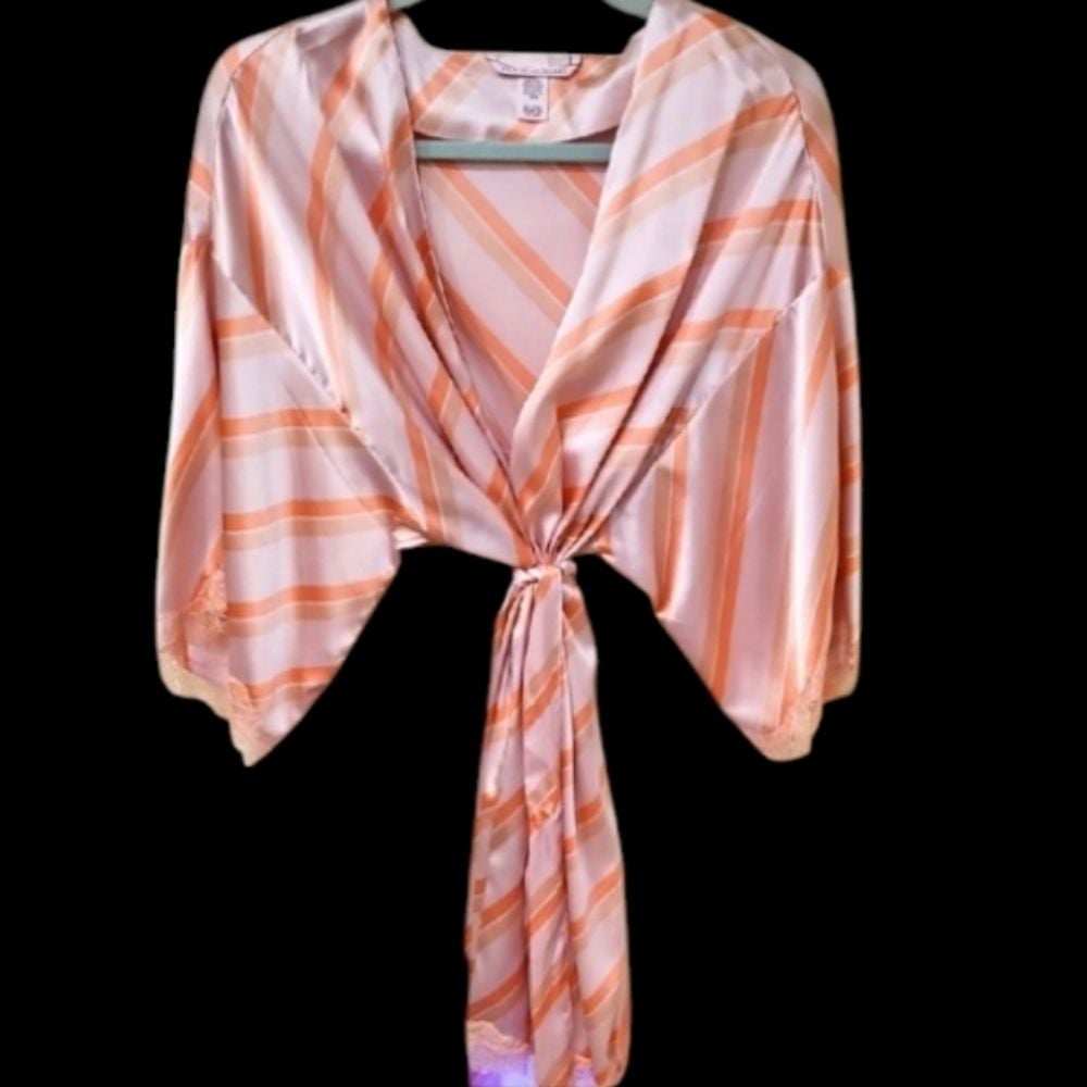VICTORIA'S SECRET STRIPES PEACHES WITH LACE TRIM KIMONO ROBE SIZE M/L