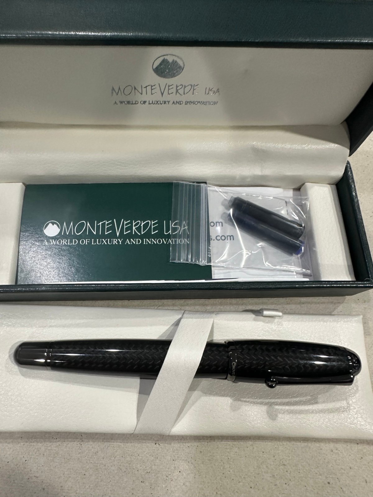**NIB** Monteverde SUPERMEGA Fountain Pen, Carbon Fiber Gunmetal, Stub Nib