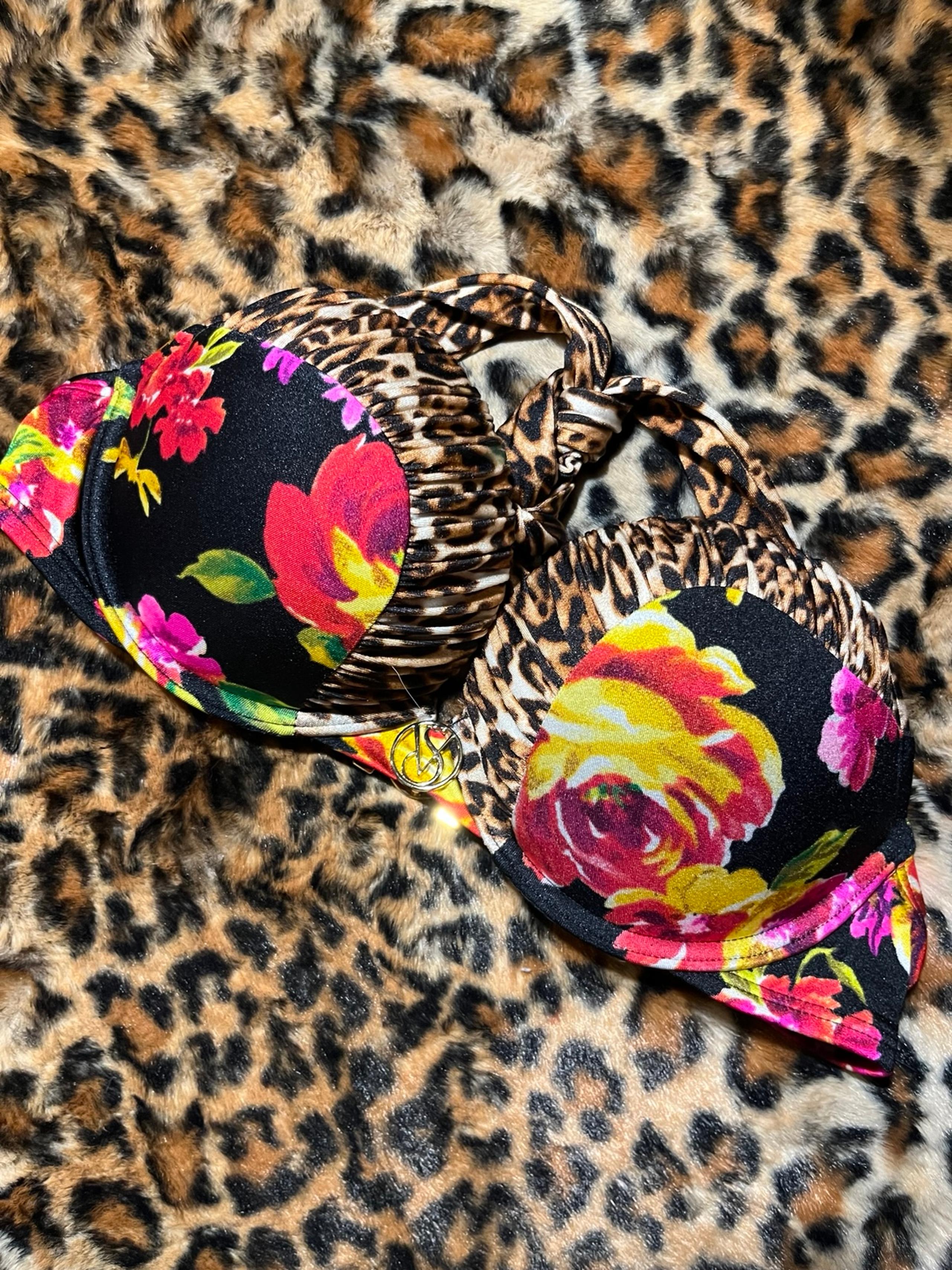 34a New Victoria secret bombshell bikini swim bathing suit tropical cheetah top