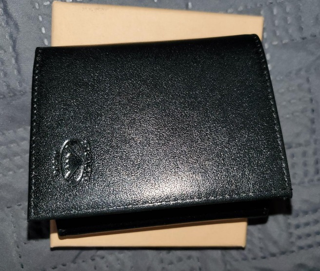 Leather Trifold RFID Wallet For Men With Flip Out ID Holder