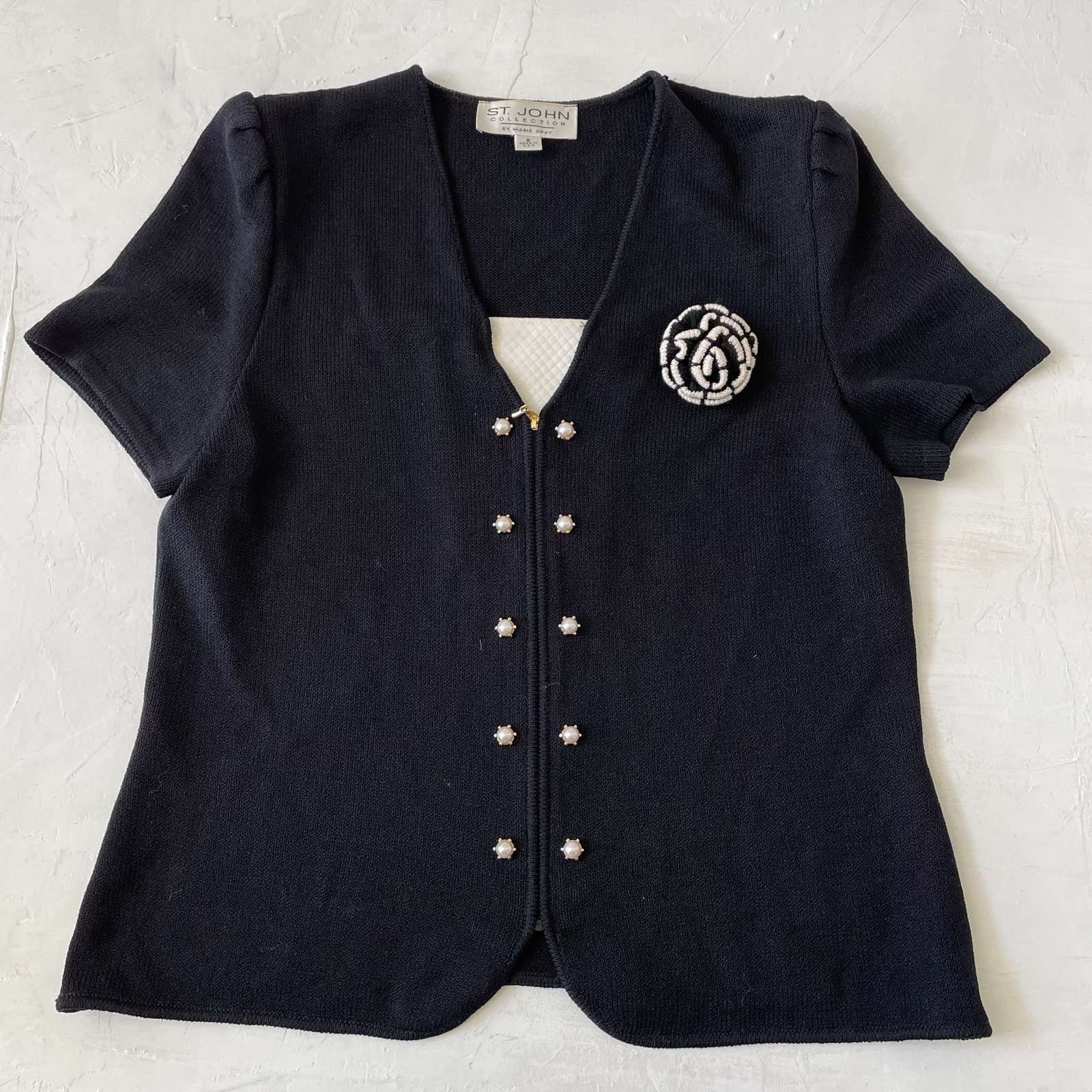 St John Black Blouse Full Zip Short Sleeves With Floral Knit Brooch Size 6