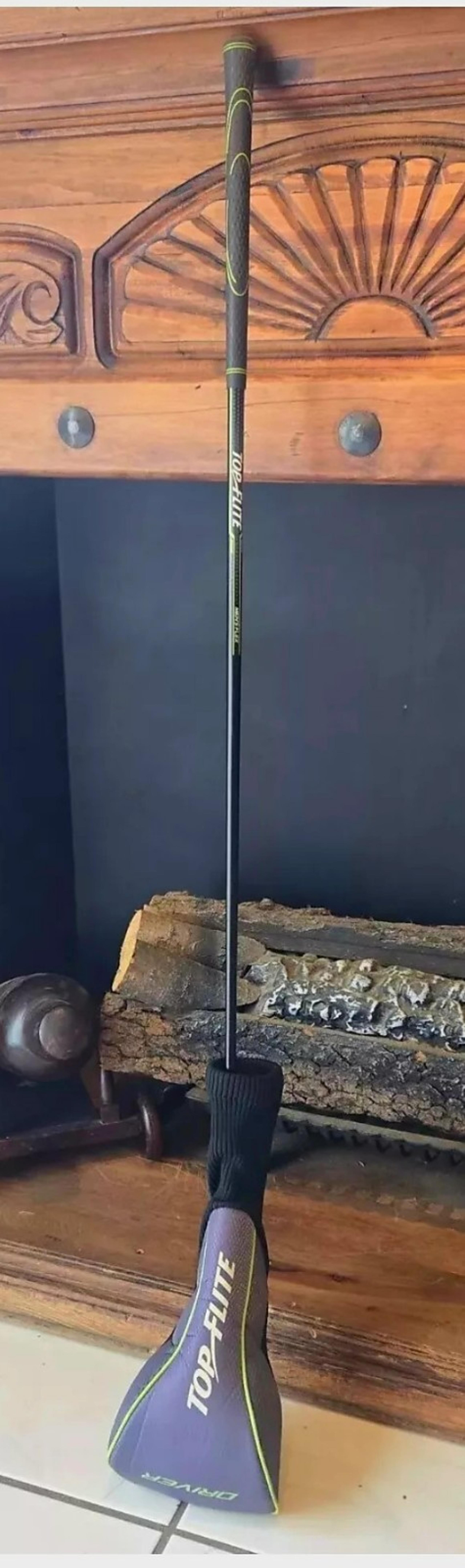 Top Flite Right Handed 460cc Titanium Composit Driver Mens Flex. Graphite Shaft.