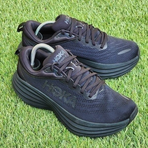 HOKA BONDI 8 - Womens Athletic Shoes - SIZE 8.5B