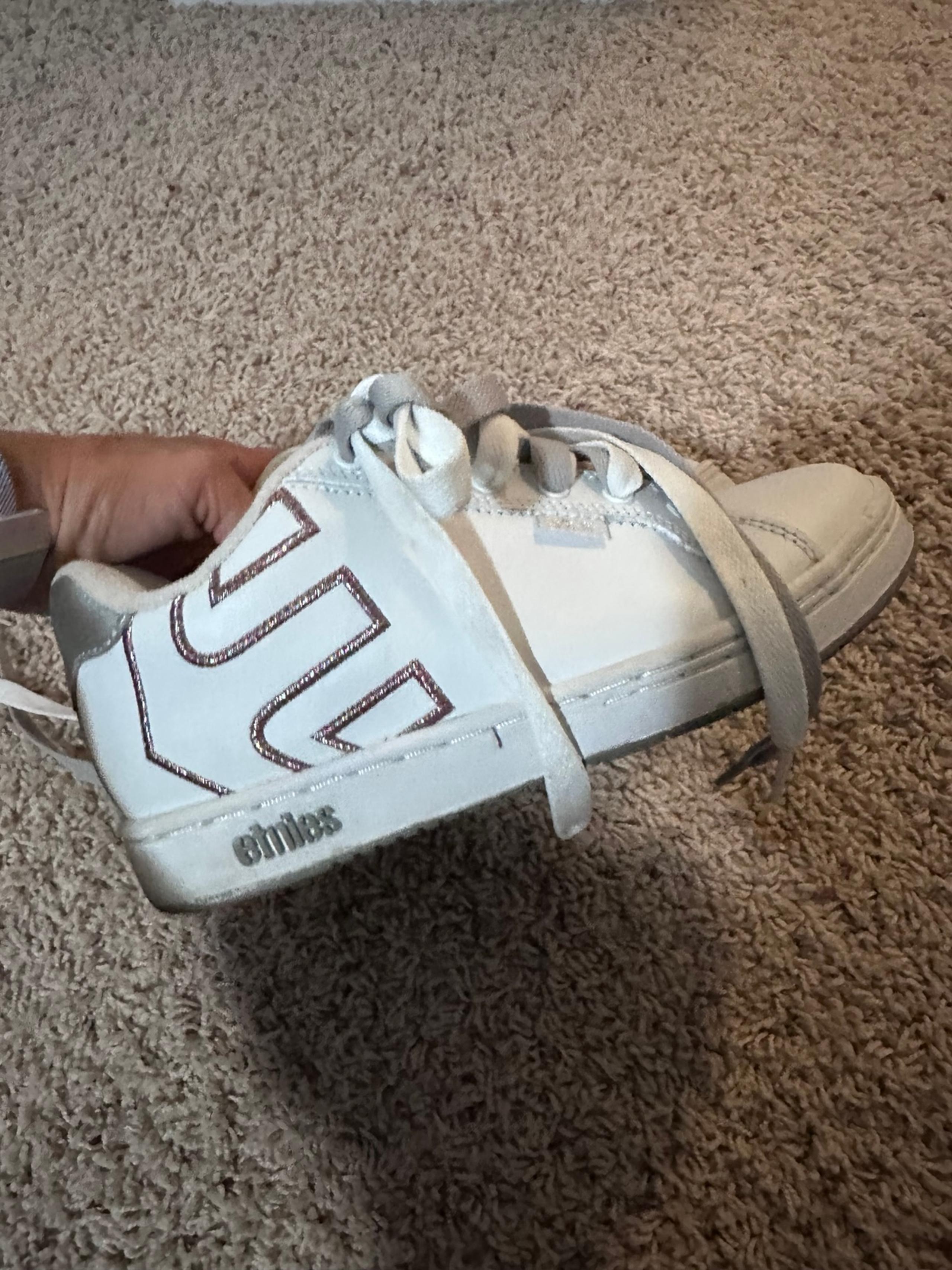 Etnies Skater Shoes
