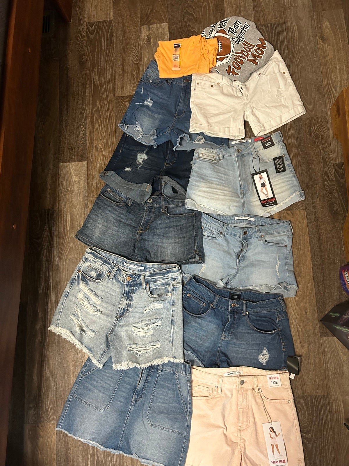 Celebrity pink shorts 7/8 and more!!! Most nwt