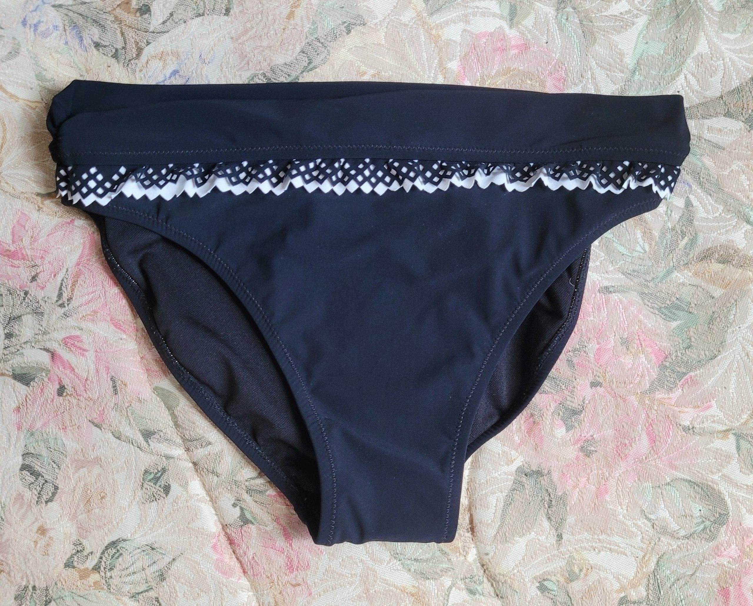 Profile, Bikini Bottom