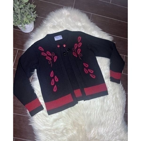Alpaca Style black/red open cardigan sz Large