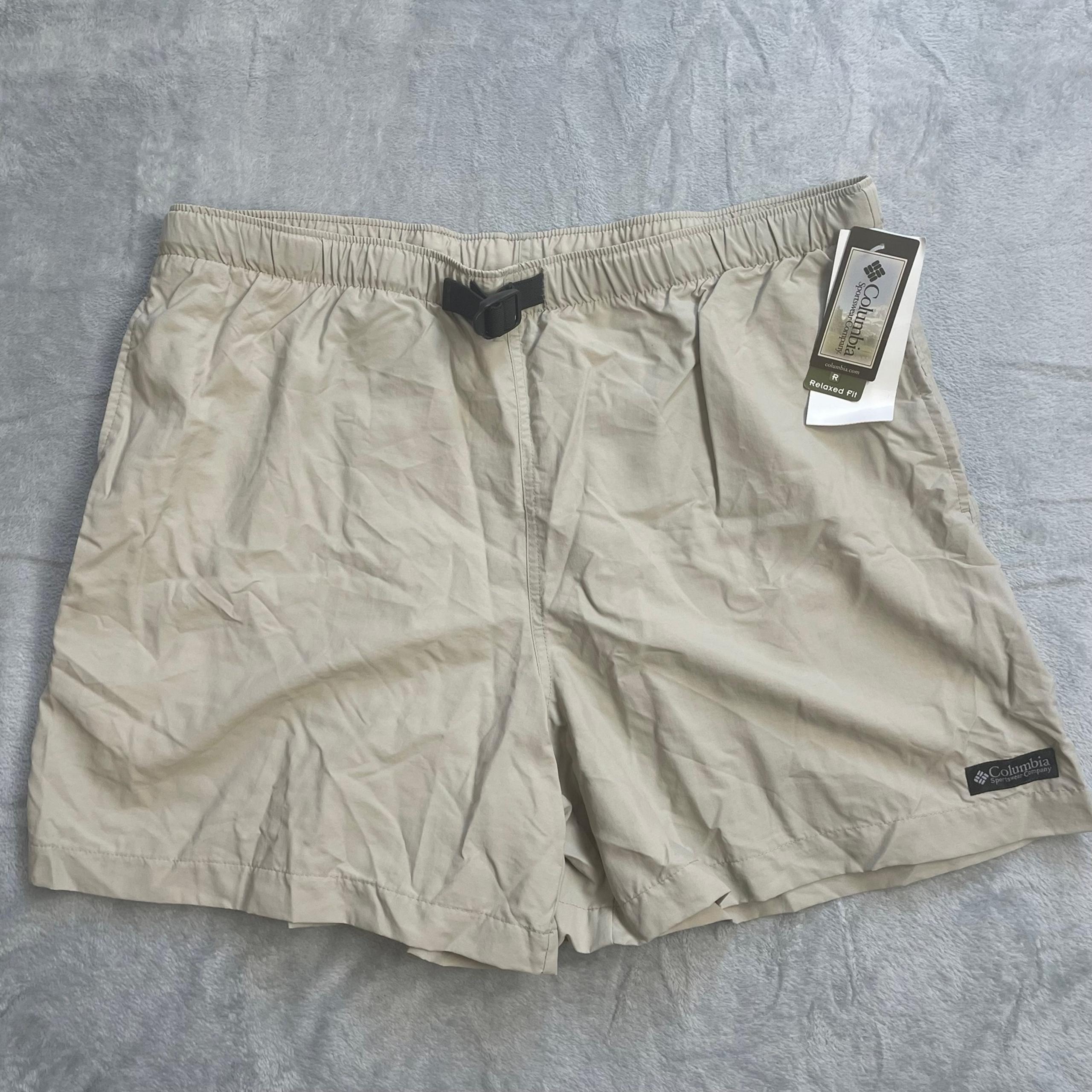 Columbia Shorts XL Womens NWT Whidbey Nylon Belted Fossil Tan Relaxed