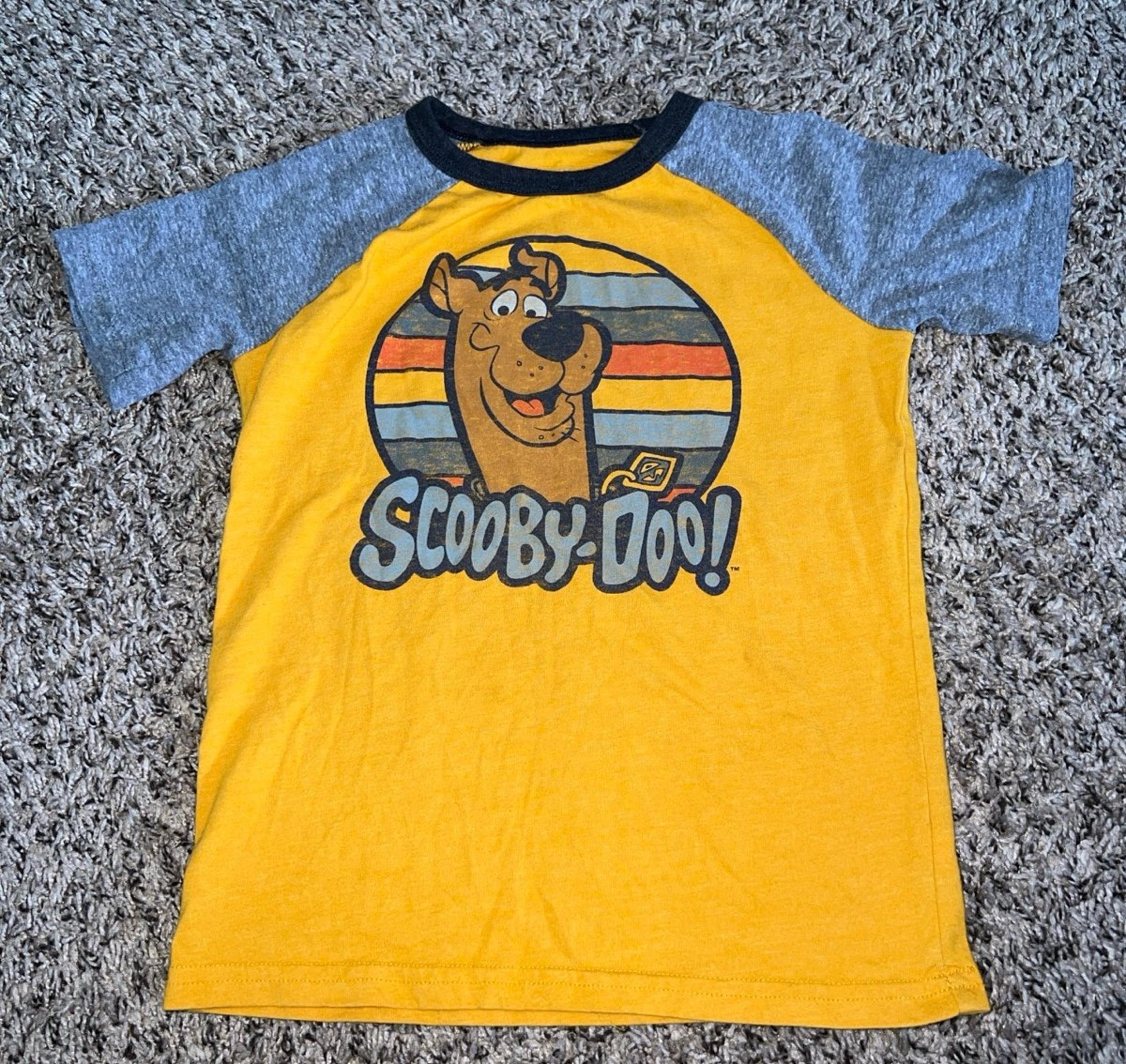 Sonoma Boys gray/orange short sleeve “scooby-doo” tee size 7