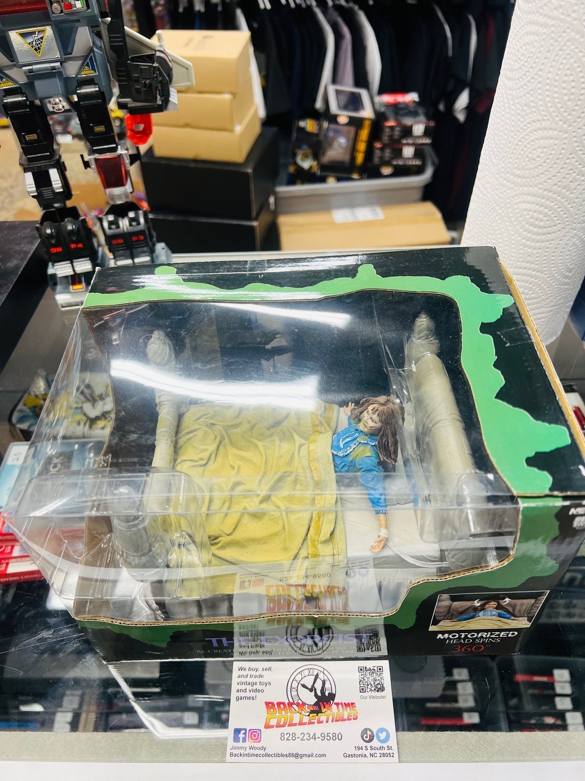 Boxed Neca Regan The Exercist