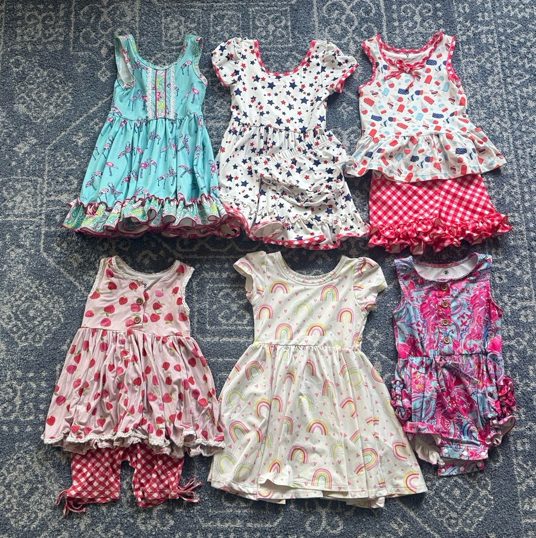 Charlie’s Project 6 outfit lot