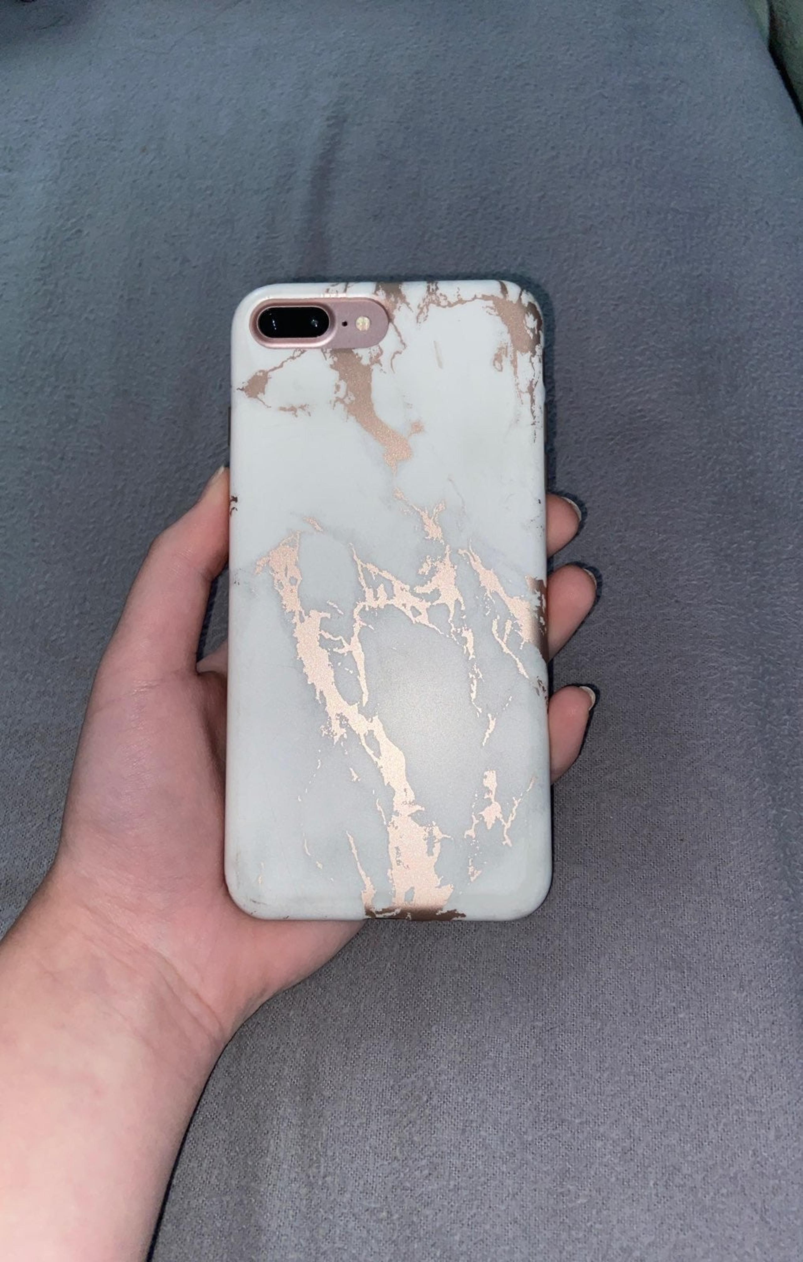 iPhone 7 Plus Rose Gold Marble Case