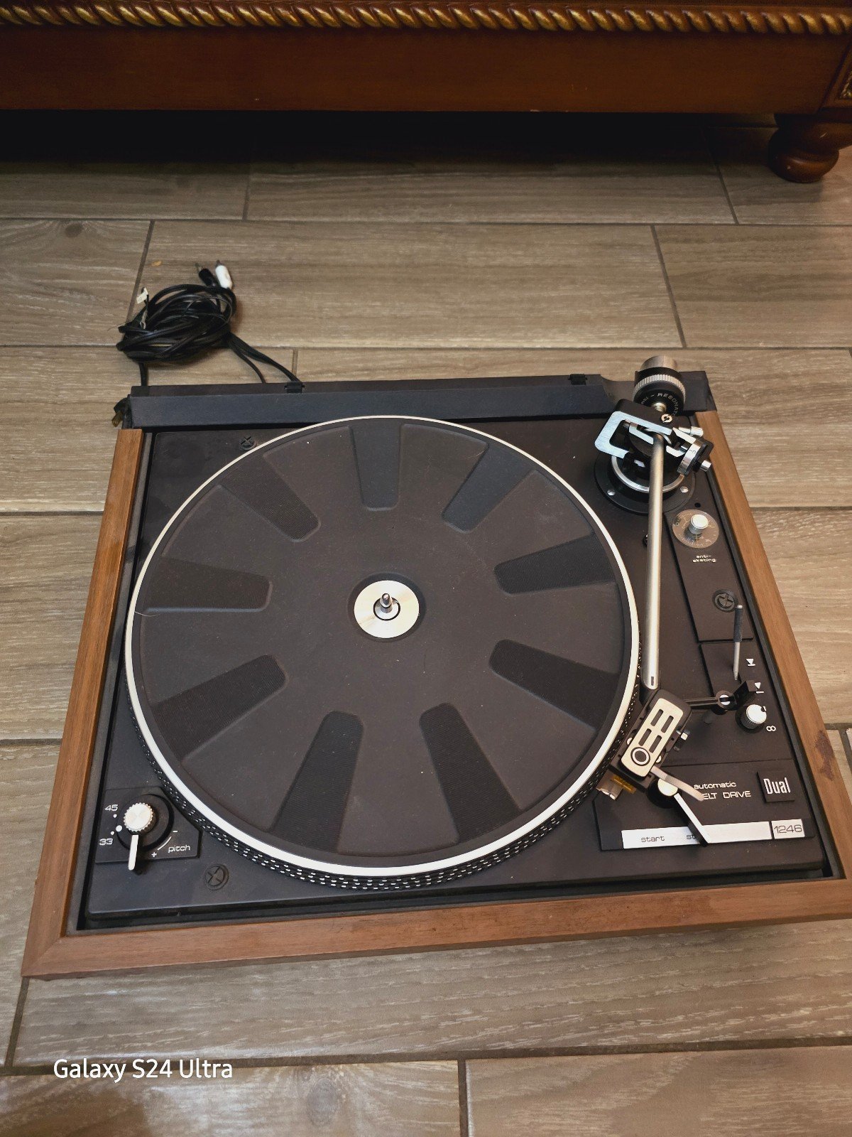 turntables Dual model 1246