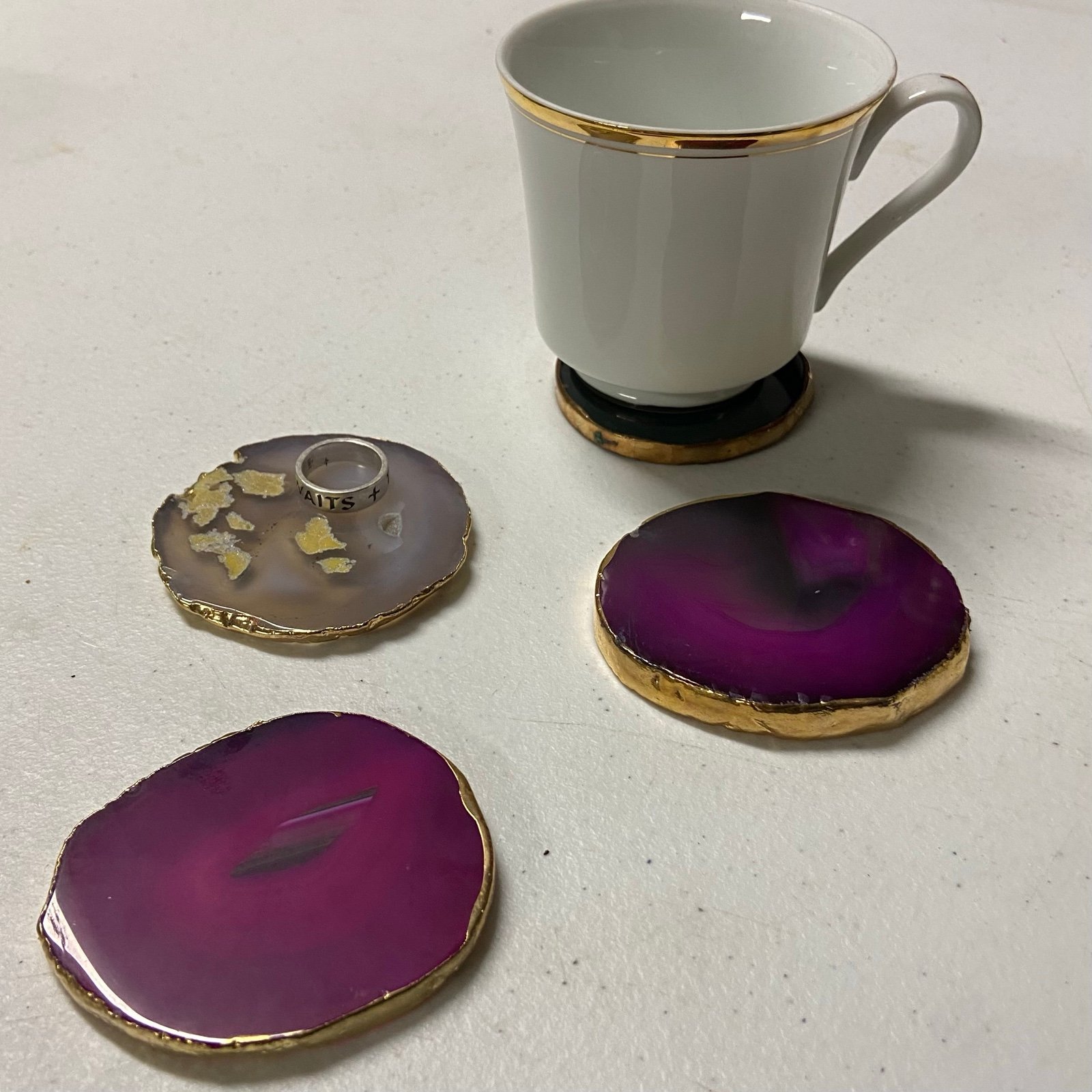 Set of 4 Agate Natural Sliced Stone Coasters Drink Cup Mat Jewelry Gold Crystals