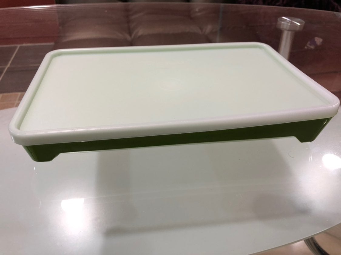 sausage storage container