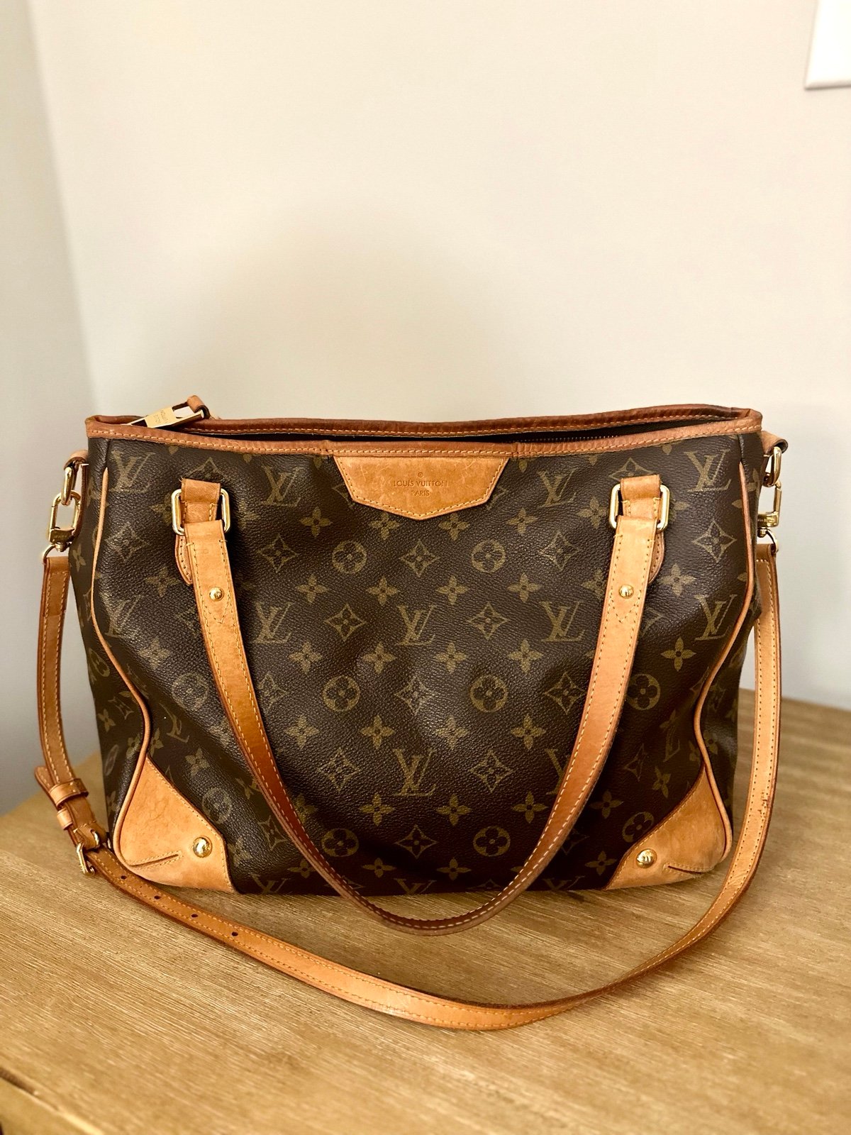 Louis Vuitton Estrela Monogram MM