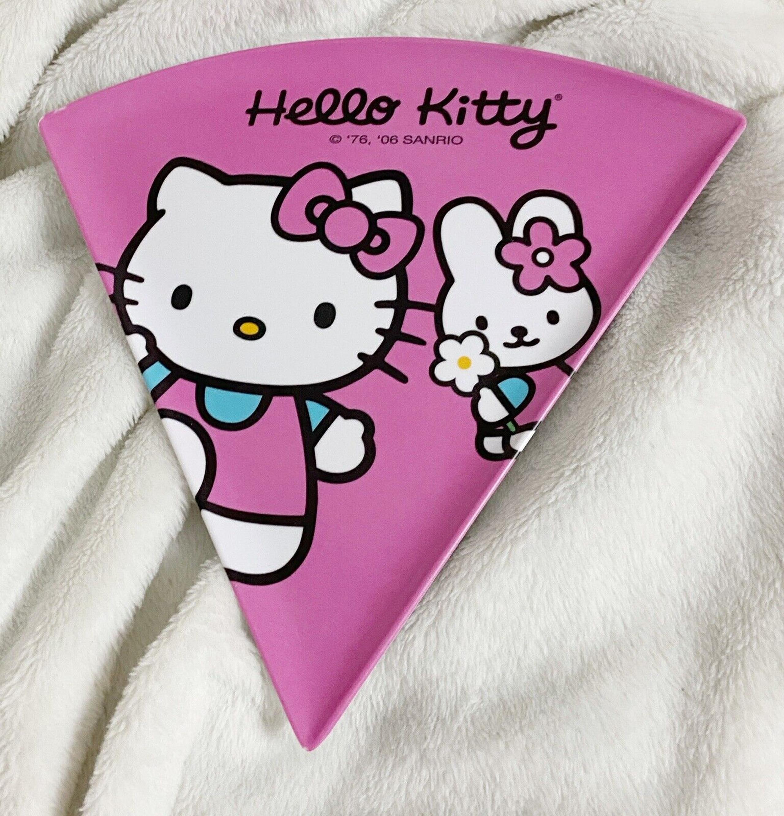 Sanrio, Hello Kitty and Friend Pink Pizza Shaped Melamine Plate, 2006