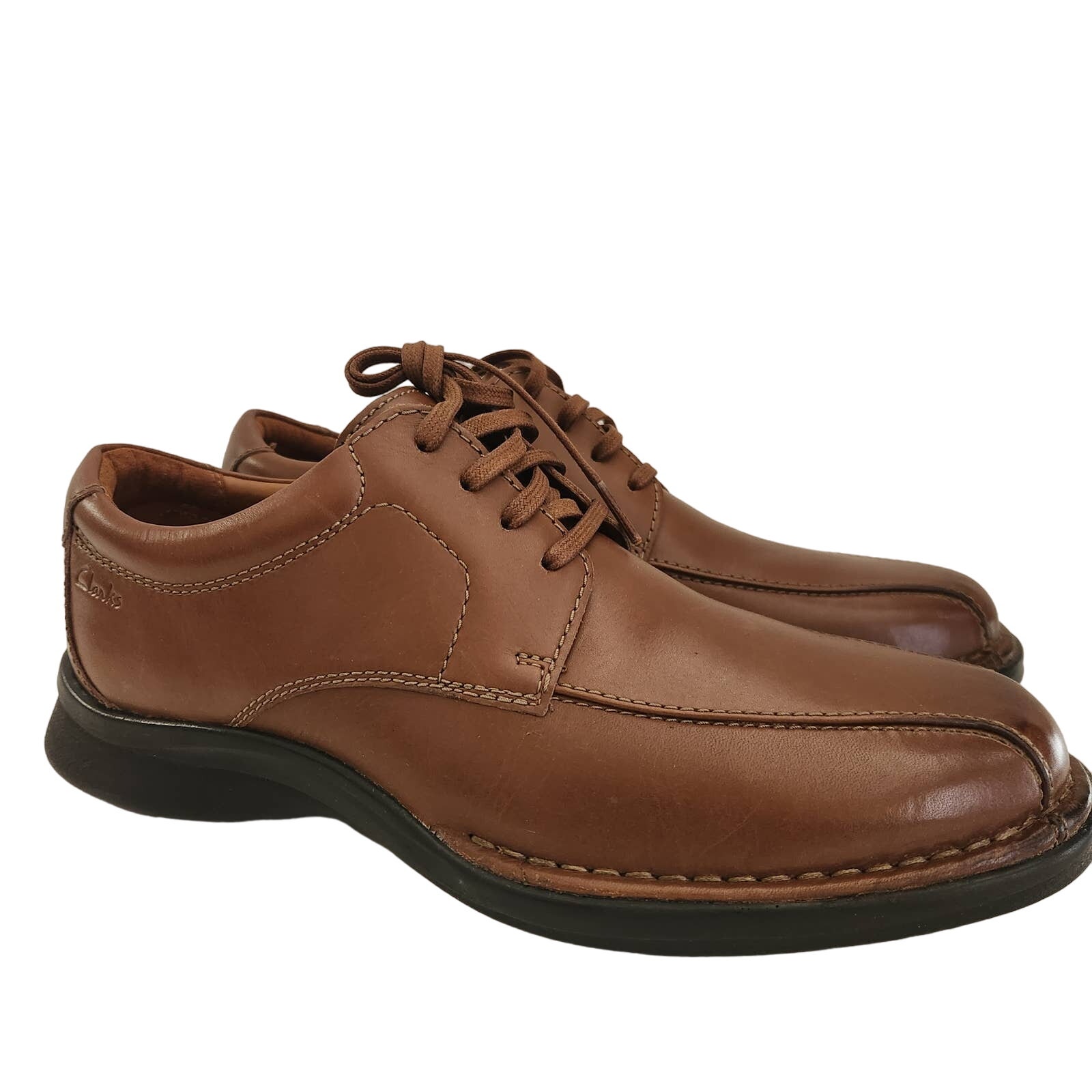 Clarks mens Kempton Run Oxford, Tan Leather, 8 wide US