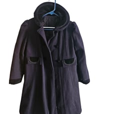 Daren Girl vintage coat