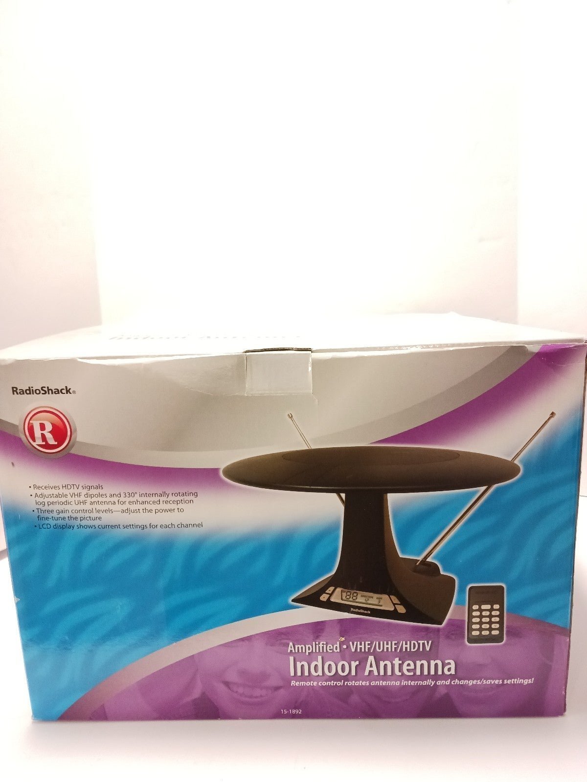 Radio Shack Indoor VHF/UHF/HDTV Amplified Antenna NEW