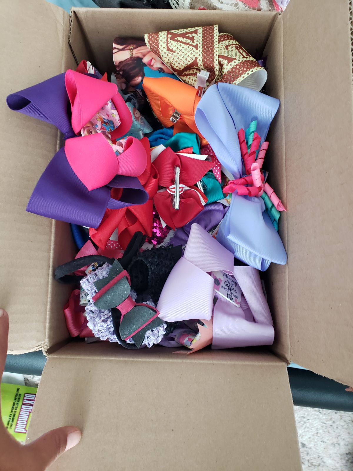 Box of hairbows