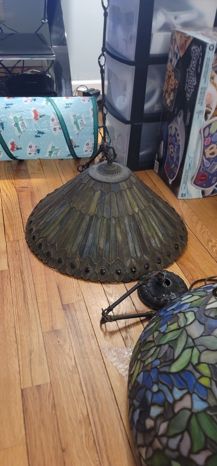 Quoizel
Belle Fleur 4 Light 22-3/4" Diameter Bowl Pendant with Tiffany Stained G