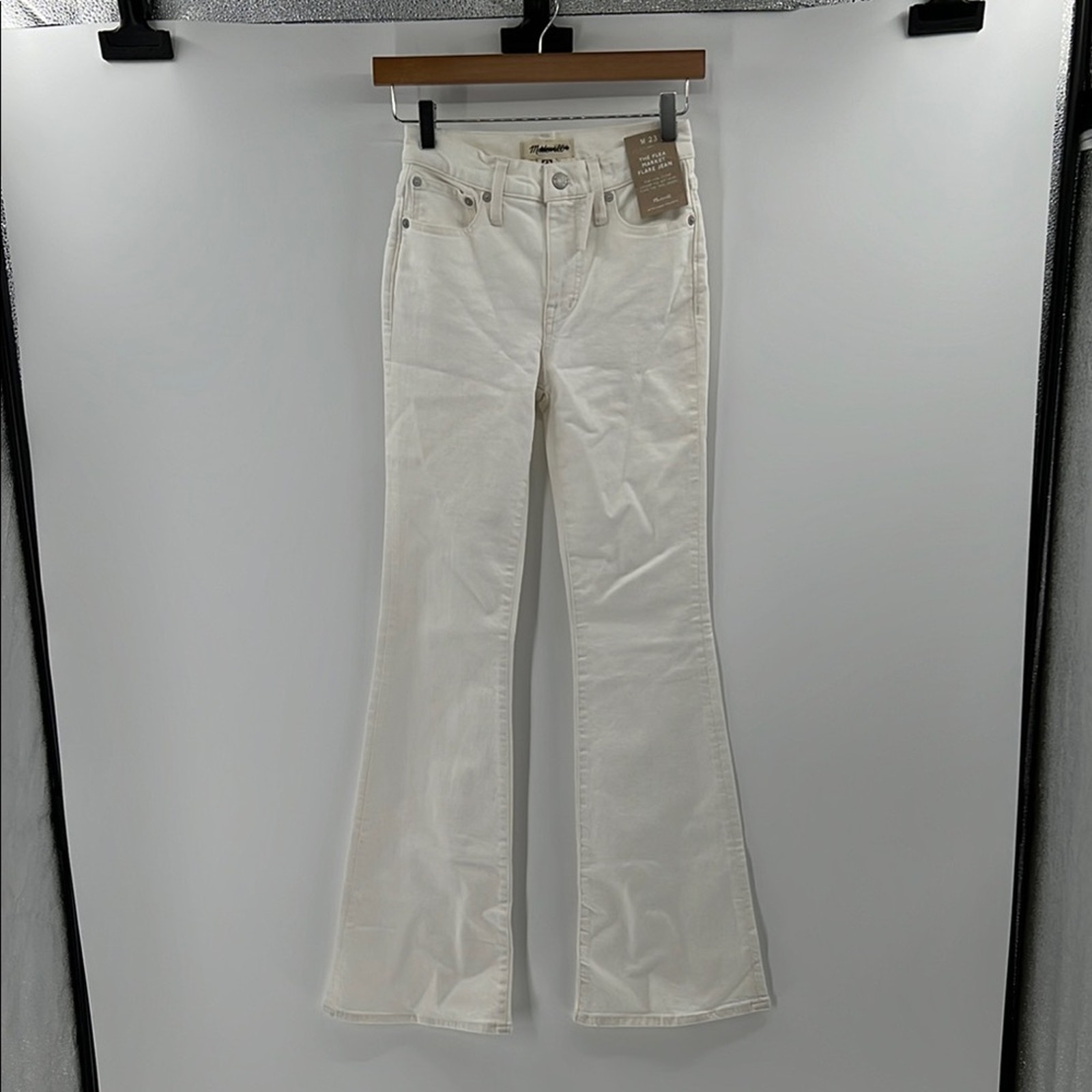 Madewell Women's The Flea Market Flare Jean - White - 23 - New with tags