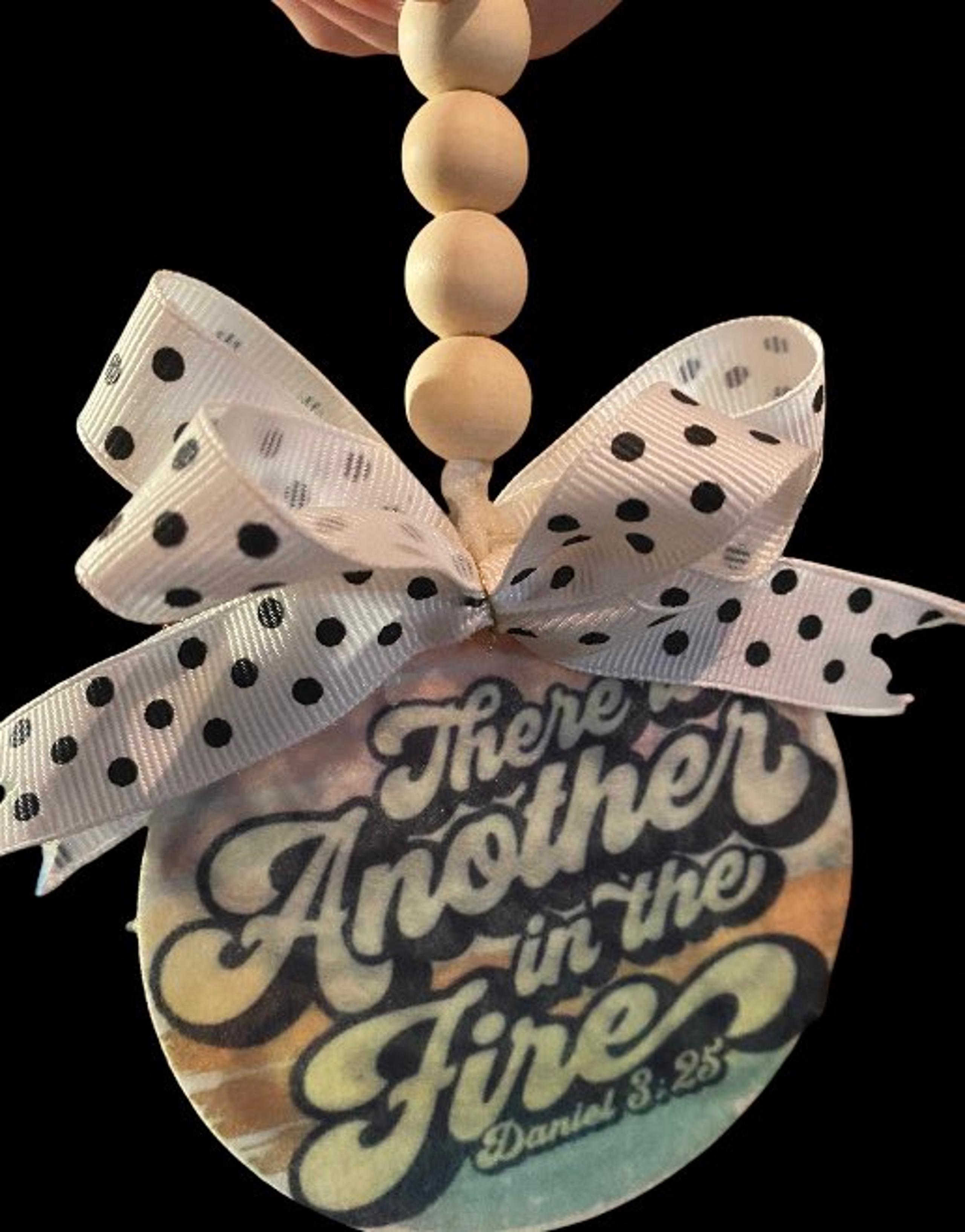 Car air freshie. (Unscented) add essential oil mist! Your choice