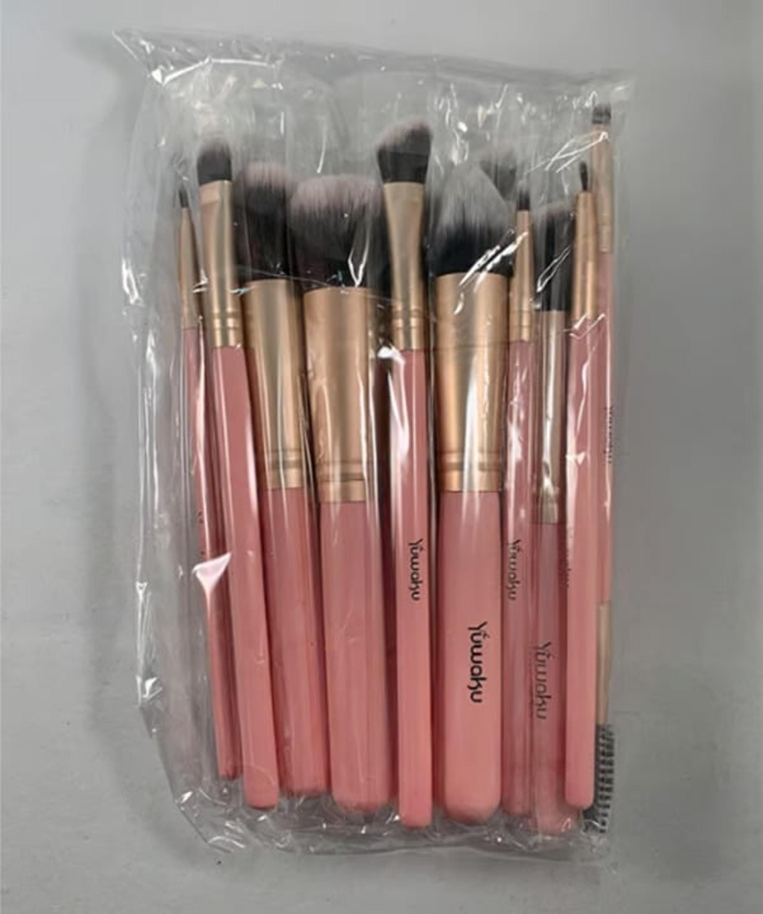 14 PC Makeup Brush Set
