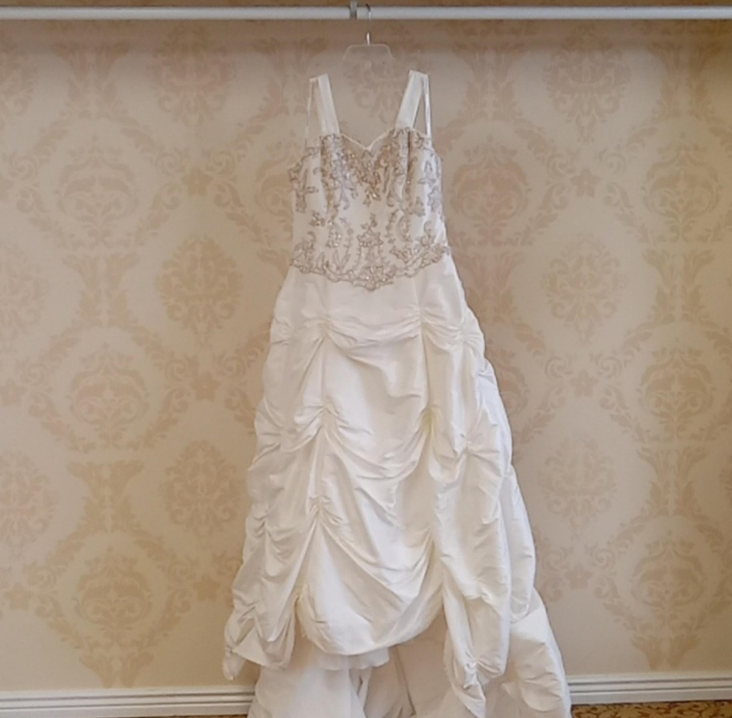 Davids bridal size 16 Wedding Dress