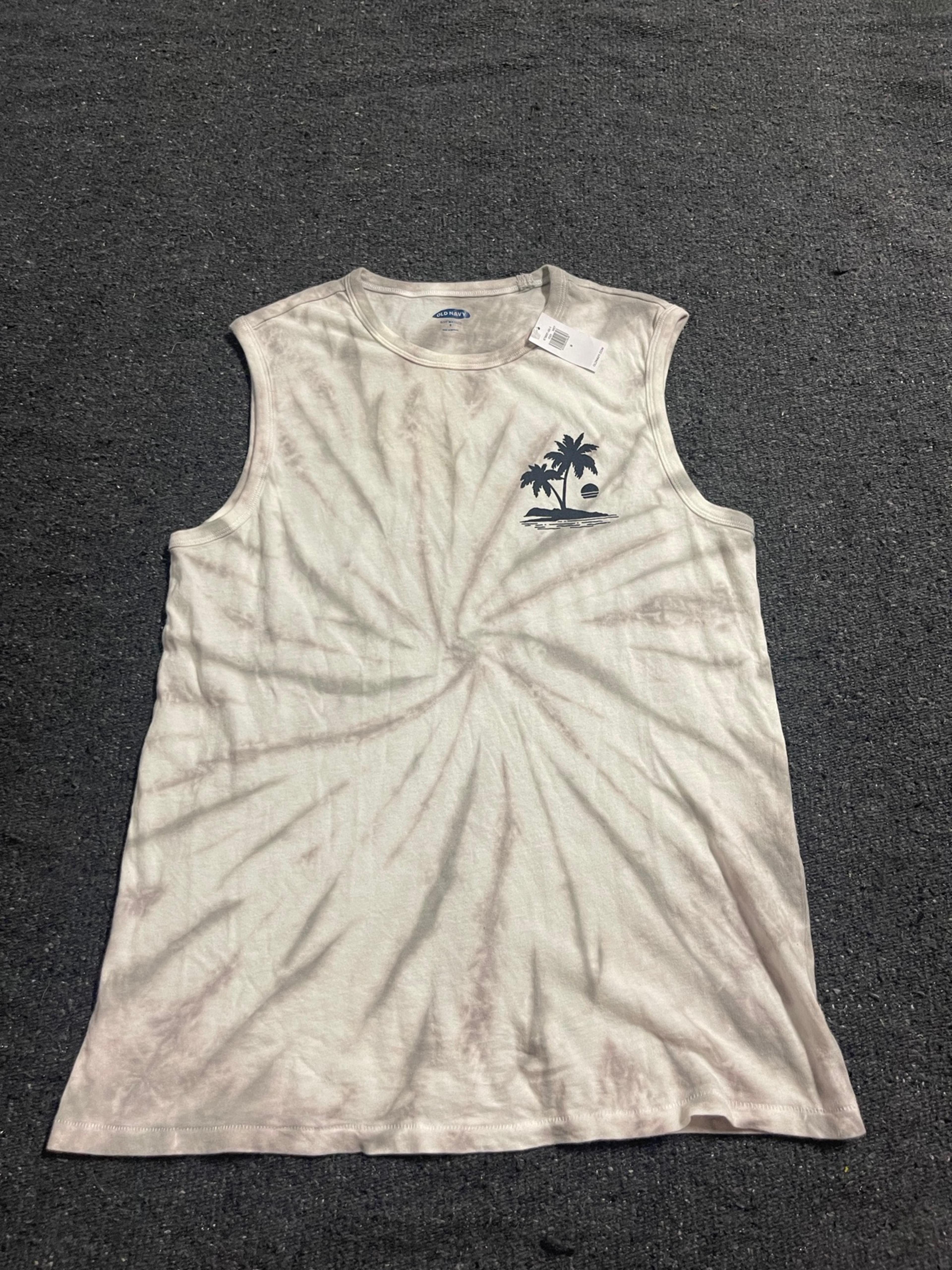 Old navy palm tree tank Clearance