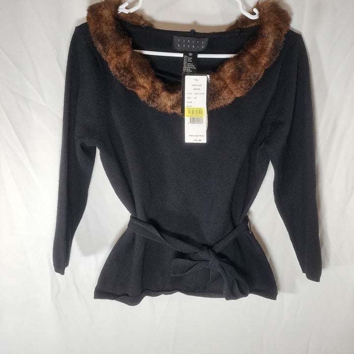 Finity Studio Desert Rose Sweater. Black. Women's size medium. New with tags.