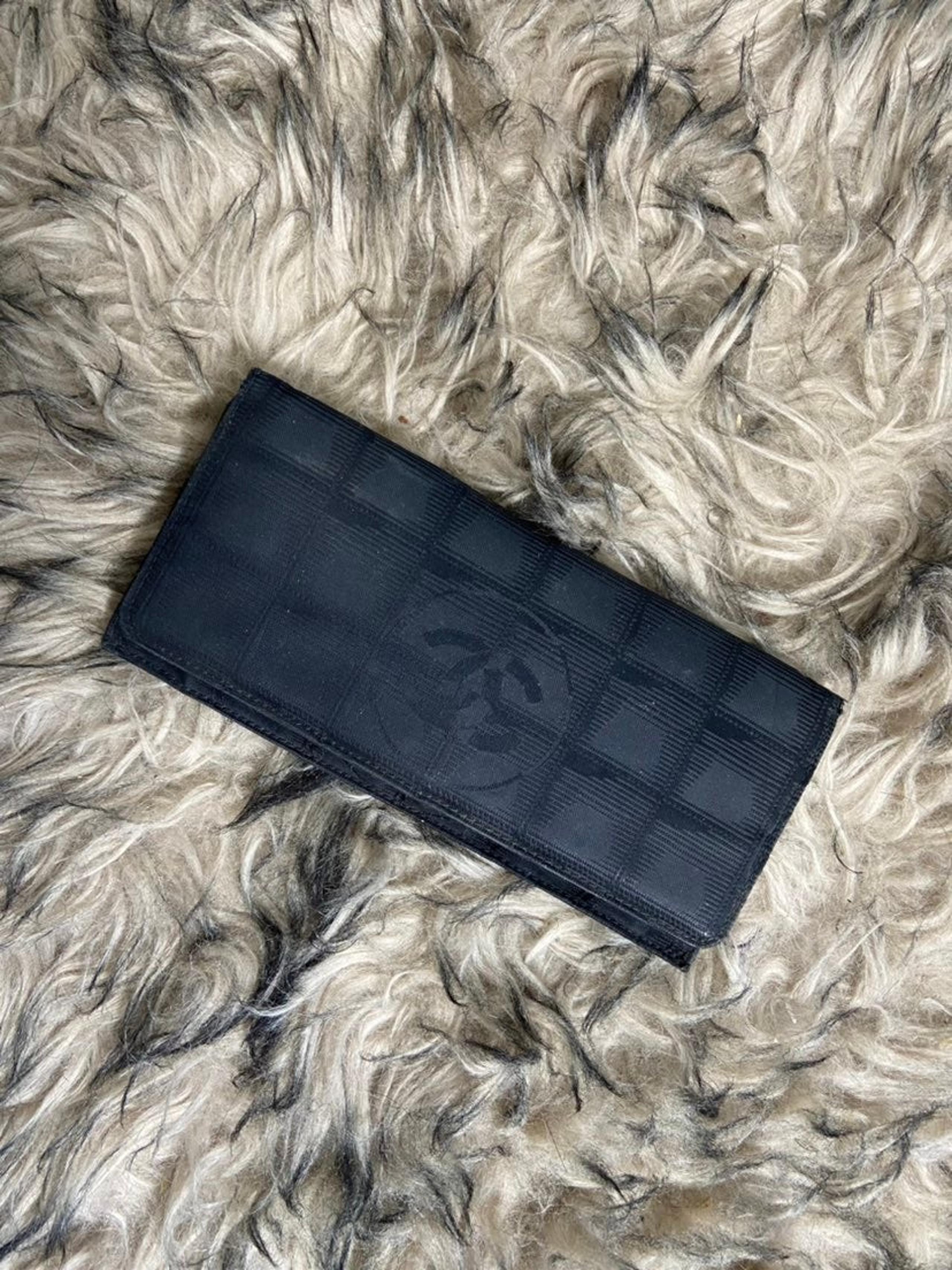 Chanel wallet