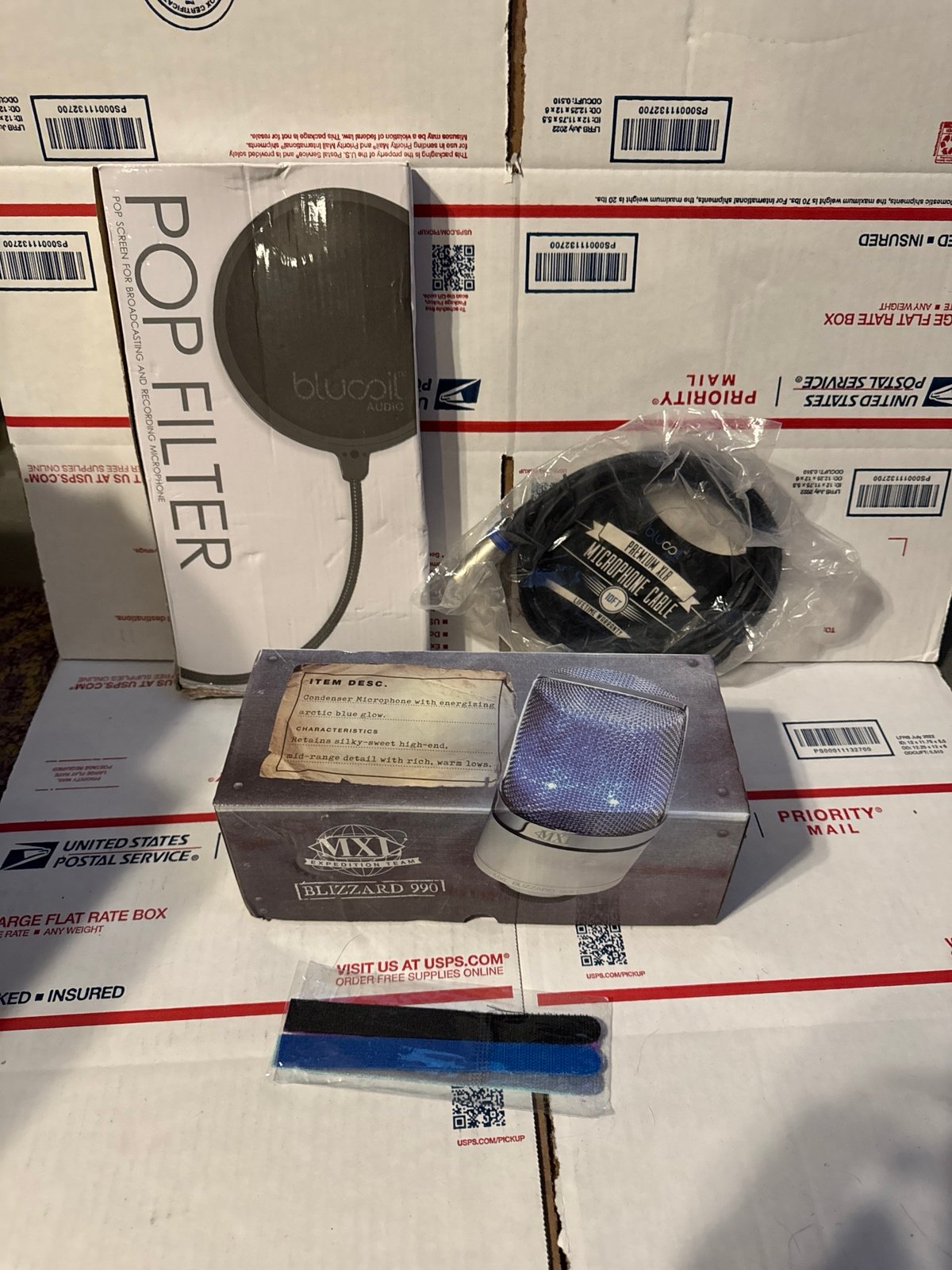New MXL 990 Condenser Microphone for Podcasting, Singing, Home Studio Recording,