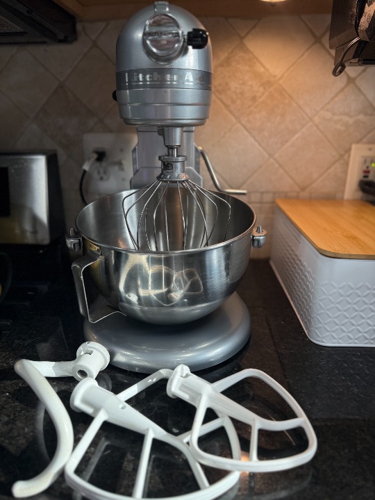 KitchenAid Professional 5 Plus Stand Mixer – Silver