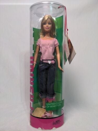 Mattel 2005 Barbie Doll United Colors Of Benetton Fashion Fever J4175