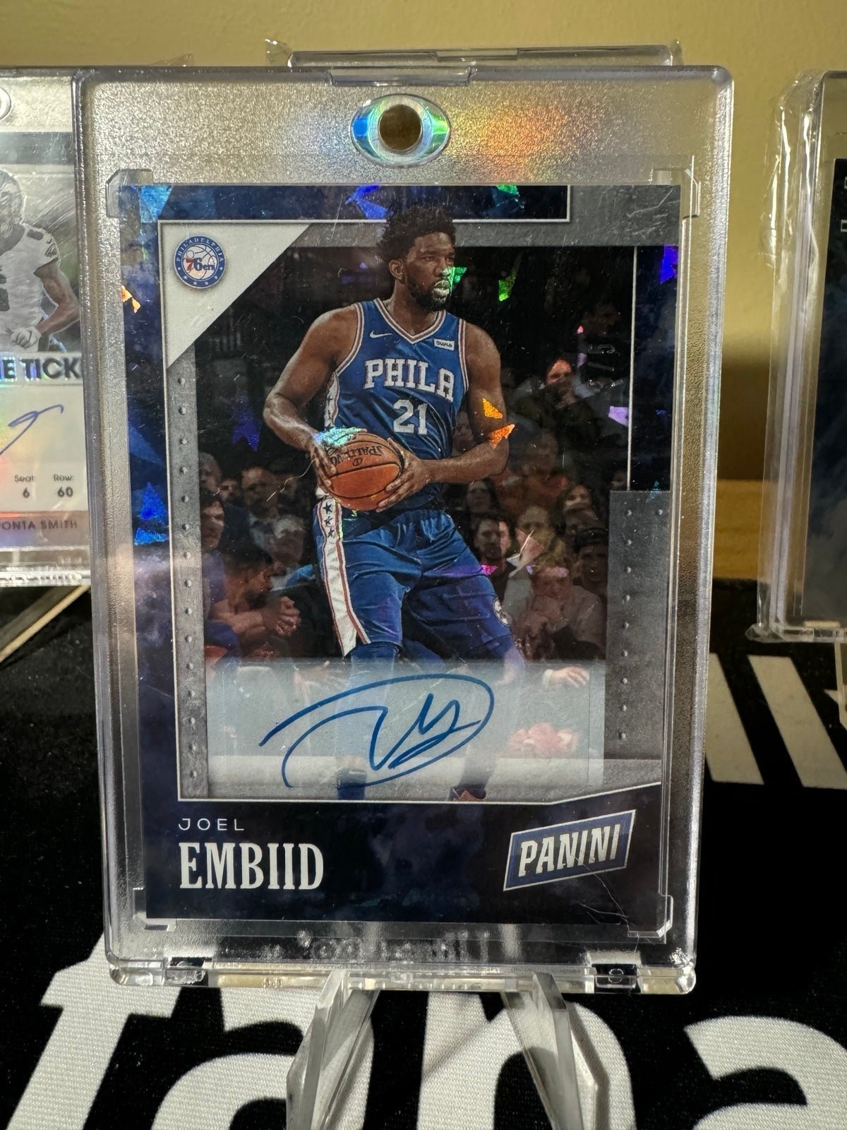 Joel Embiid 2019 Panini Black Friday cracked ice auto 5/5 Philadelphia 76ers