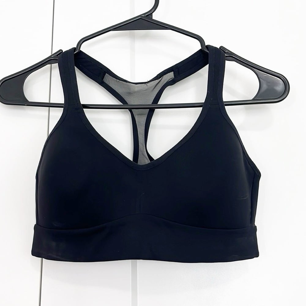Lululemon Size 4 Black Speed Up Athletic Mesh Back Racerback Sports Bra