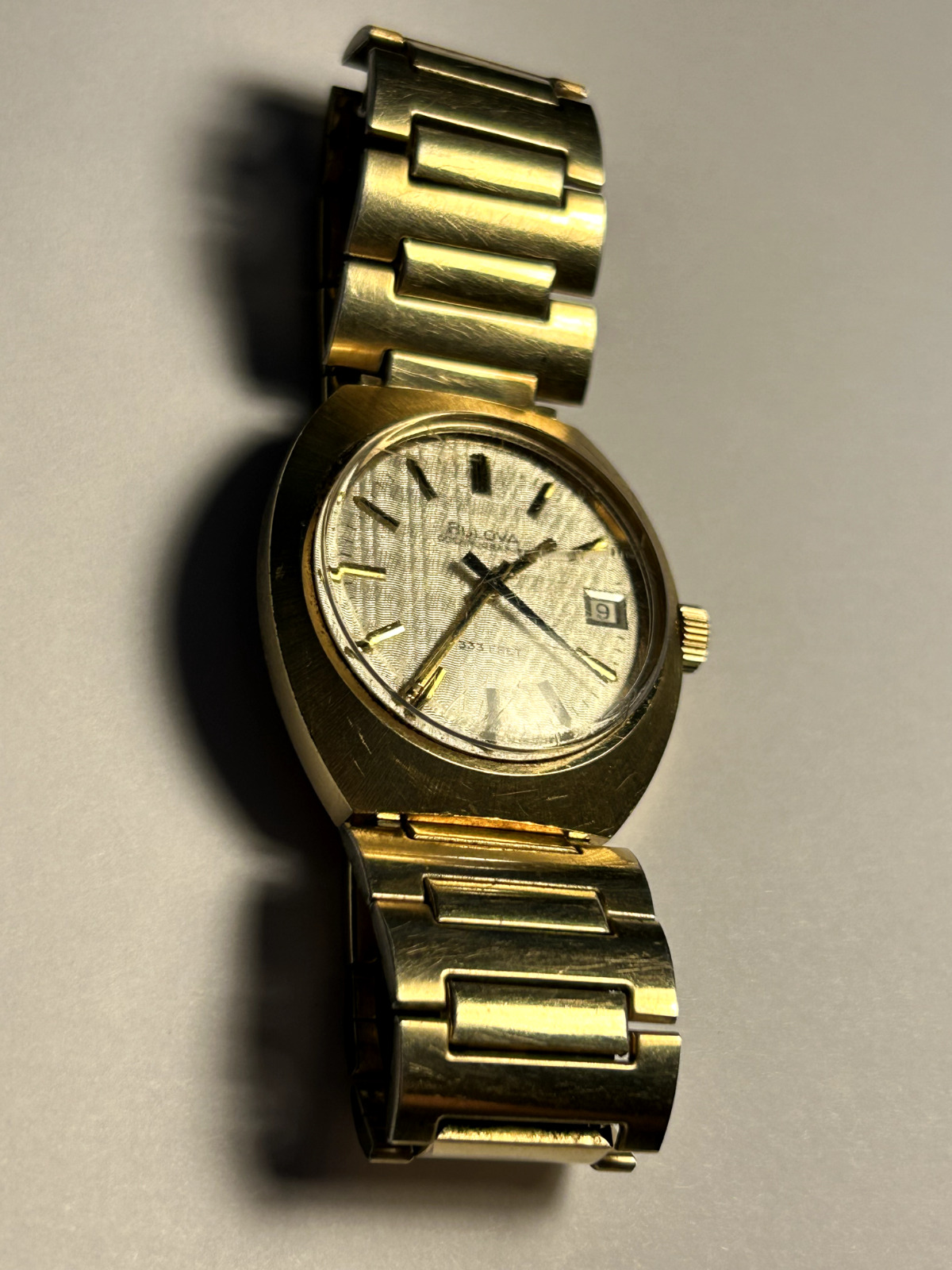 Vintage Bulova Oceanographer Winding Watch 333 Feet Stainless Steel
