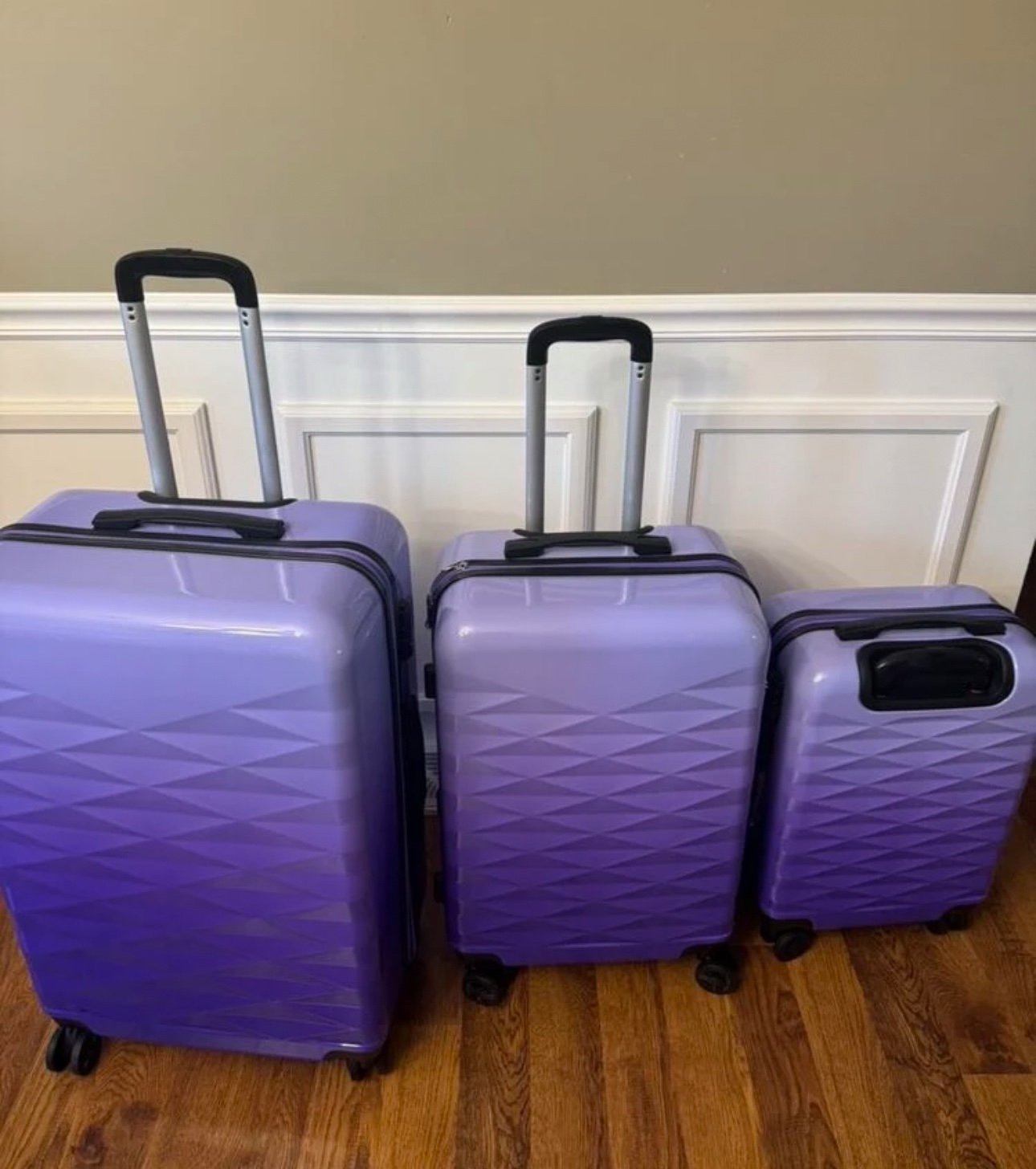 Luggage set