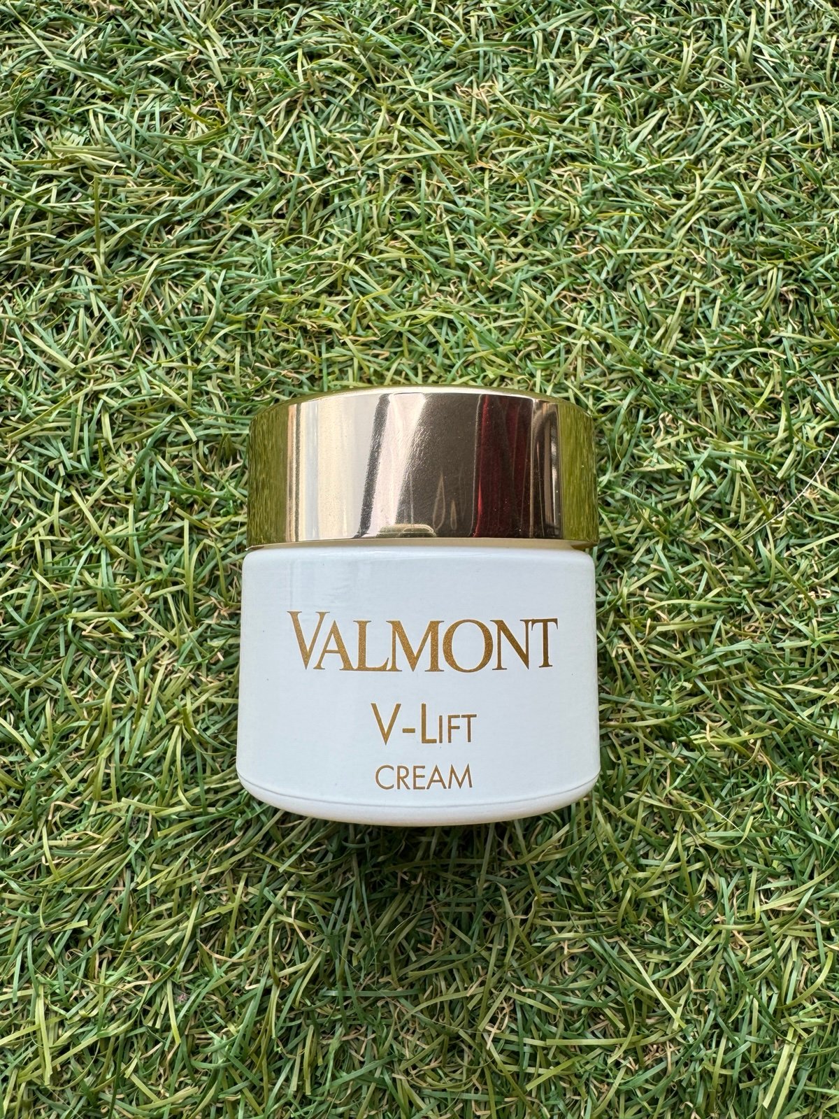 Valmont V-lift cream