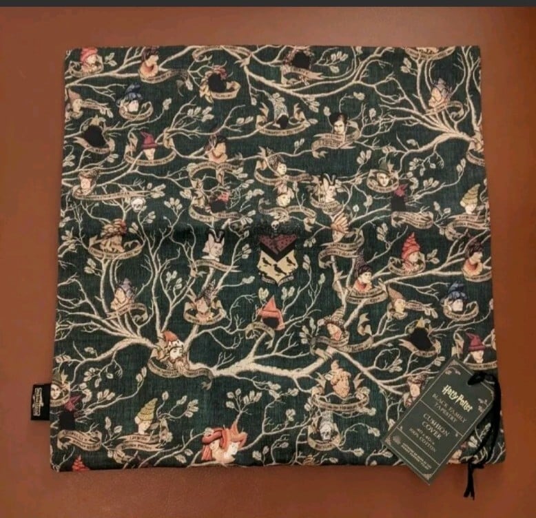 Harry potter Black Family Tapestry pillow Cover Minalima New with Tags