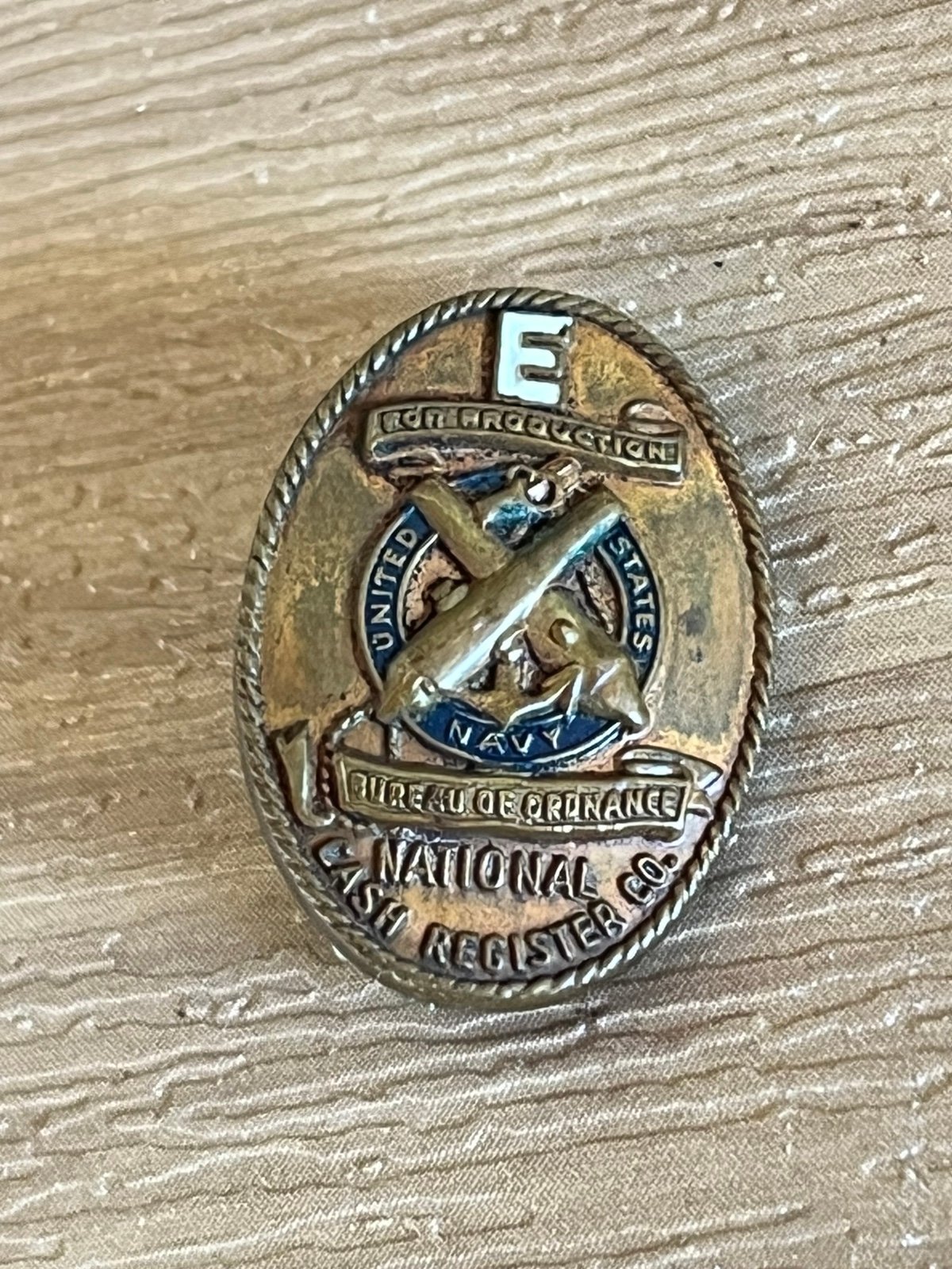 Vintage WW2 US Navy E Production Service Soldier Award Label Pin 1940s era Rare