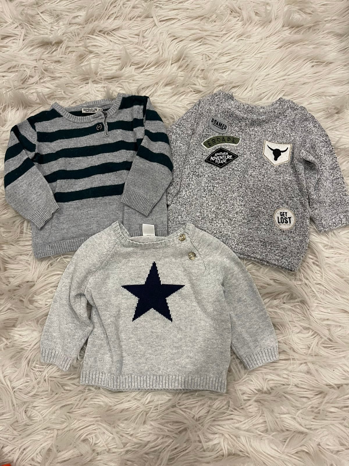 Bundle of 3 baby sweater 3-6 months