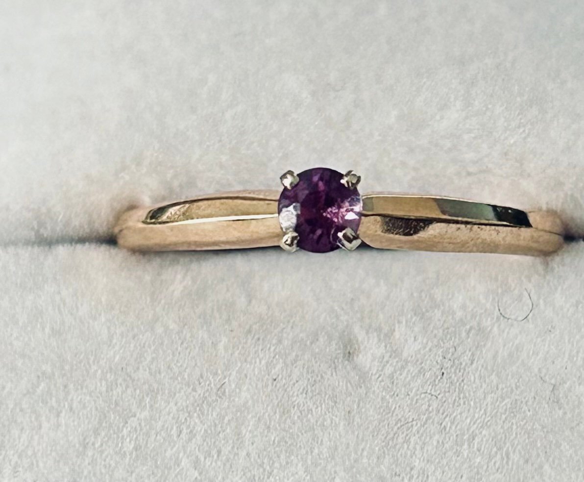 Amethyst Gemstone Dainty Ring 14k Yellow Gold Band Sz 6 1/2