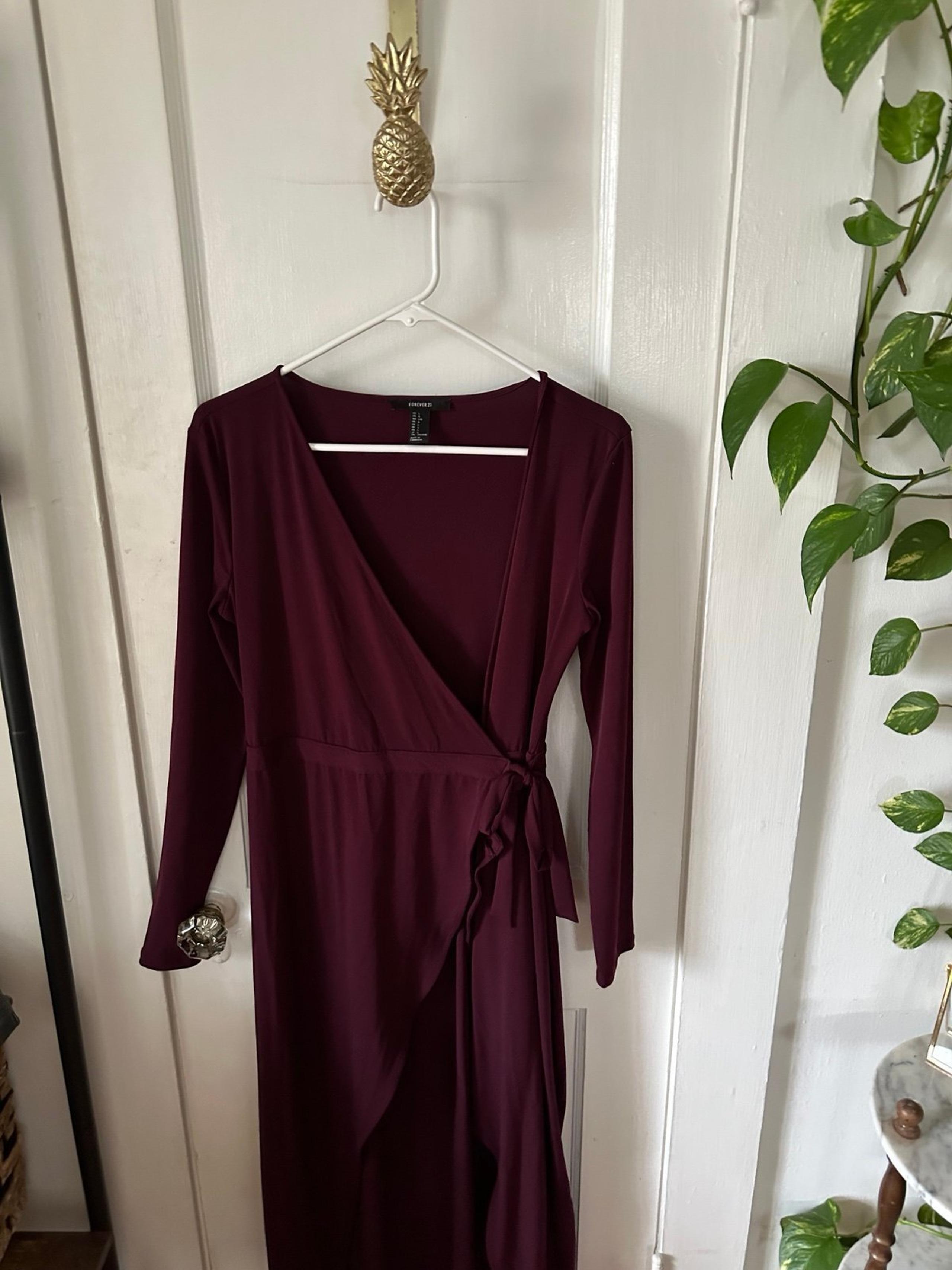 Forever  21 Women’s size large Maroon Dress