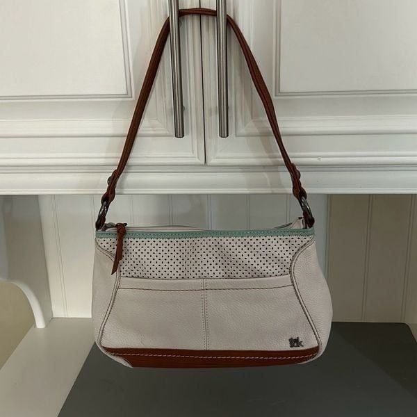 The SAK Leather Purse