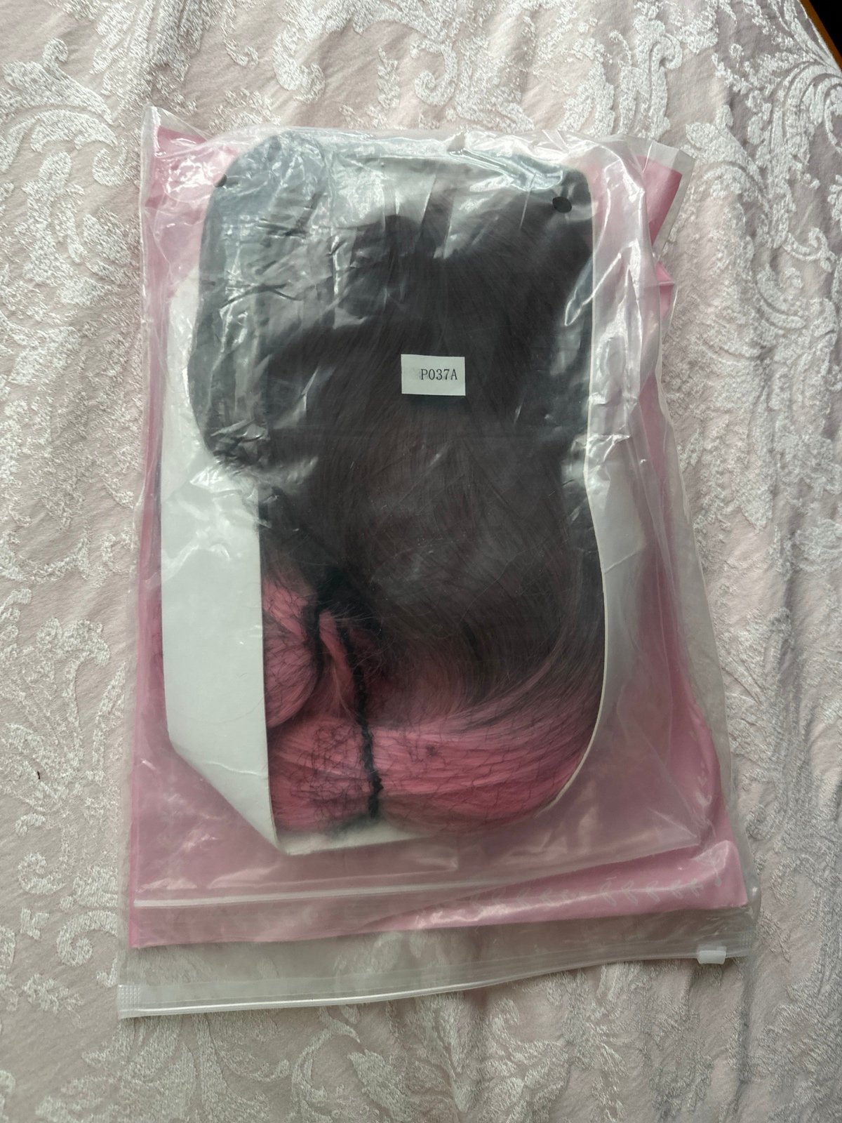 Youvimi pink gradient wig